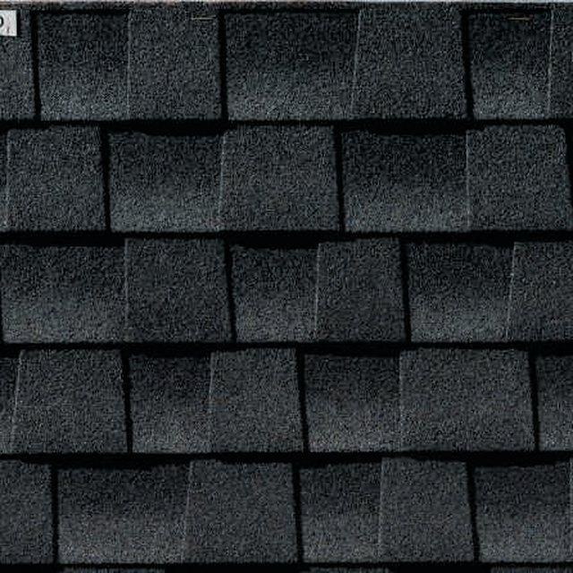 GAF Timberline HDZ shingle in Charcoal